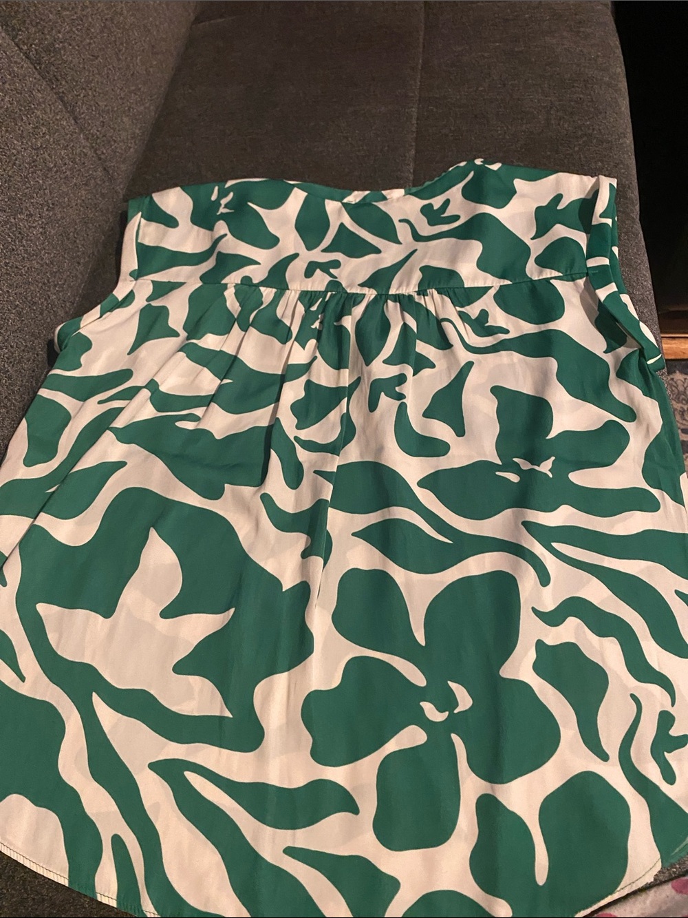 Green and White Abstract Print Flutter Sleeve Top - Picture 3 of 3